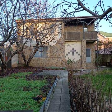 Сдам дом в первом Совиньоне, двухэтажный, с ремонтом!