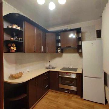 Сдам 1к квартиру на Залютино