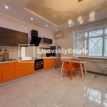 Євгена Коновальця вул. (Щорса), 44-А