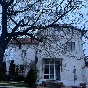 Продаж будинку в районі парку Петровського