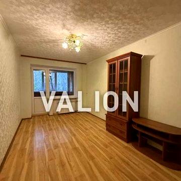 Без% Продаж 1к квартири по пр. Науки 13, метро Деміївська 10 хв. пішки