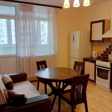 Продаю без % кв.вул.Воскресенська,12-А ЖК " Паркові озера "