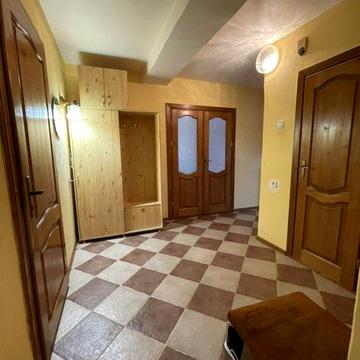 Продаж 3-х кімнатної квартири