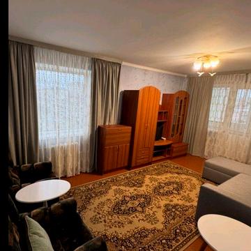 Здам квартиру на Небесної Сотні!