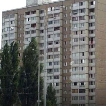 Продаю 3к квартиру Троещина Драйзера 14/33