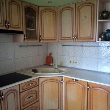 Здам 4-х. кім. квартиру м. Позняки, Осокорки 15 хв.пішки. Вул. Гмирі 6