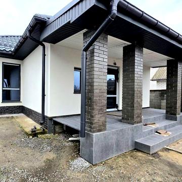 ЦЕНТР!! Р-Н ЛІКАРНІ , будинок 100 кв.м на 5 сотках частково з ремонтом