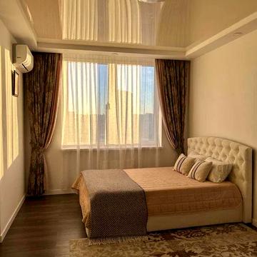 Феодосійська вул., 2-Л