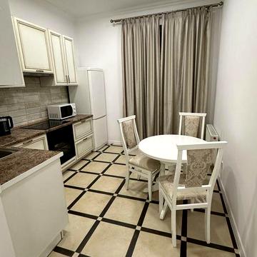 Коновальця 36-е довгострокова оренда однокімнатної квартири