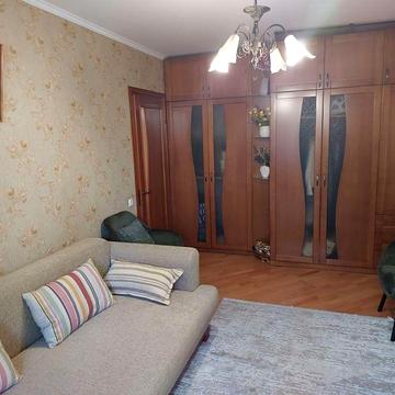 Сдам 1 комнатную квартиру прям возле метро Героев Труда