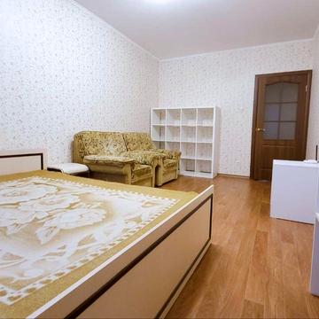 Софії Русової вул., 1