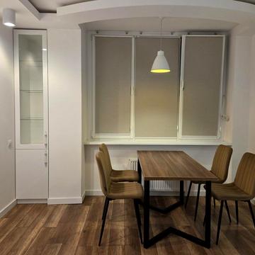 Академіка Глушкова просп., 9-В