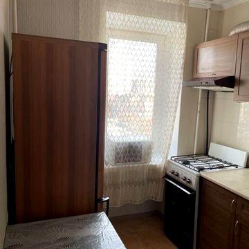 Здається 1 кімнатна квартира по вул. Ялтинська 9