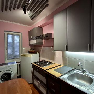 Березнева вул., 3