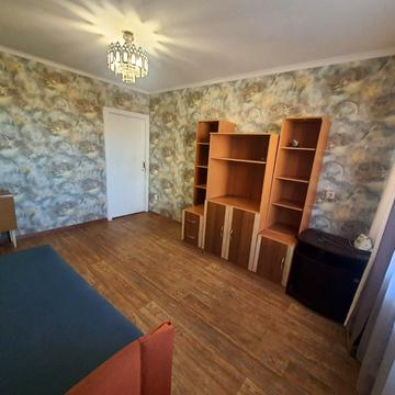 Зодчих вул., 4