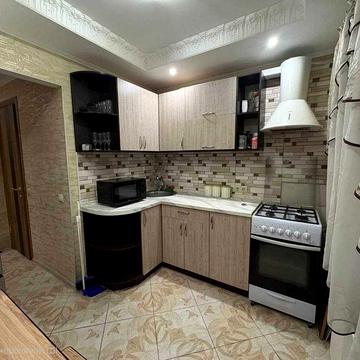 Оренда 1к квартира по вул. Богатирська 8