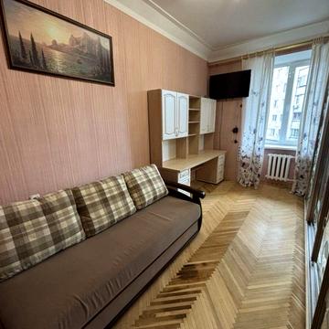 Героїв Оборони вул., 3