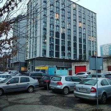 Продам однокімнатну  квартиру в м.  Київ, по вул. Кам`янській, 127 ЖК Метро Парк