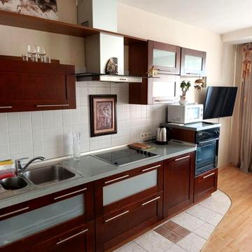 Ревуцького вул., 44-Б