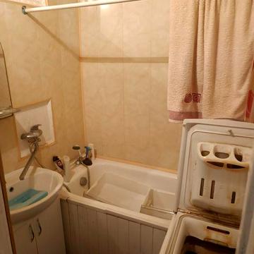 Продаж 2-кімнатної квартири з балконом та лоджією