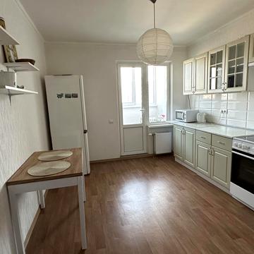 Юлії Здановської вул. (Ломоносова), 85