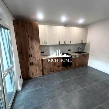 Київська вул., 10-К