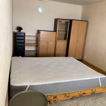 Довгострокова оренда 1к Квартира Сонячна Набережна (Малиновського Маршала) вулиця