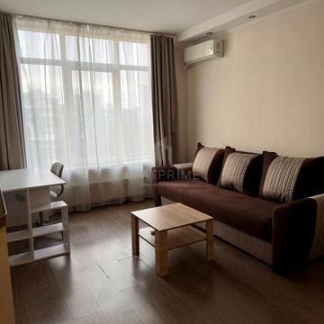 Ованеса Туманяна вул., 3