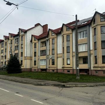 Продам 2ярусну квартиру по вул.Шептицького 16