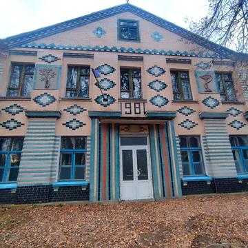 Продається майновий комплекс.