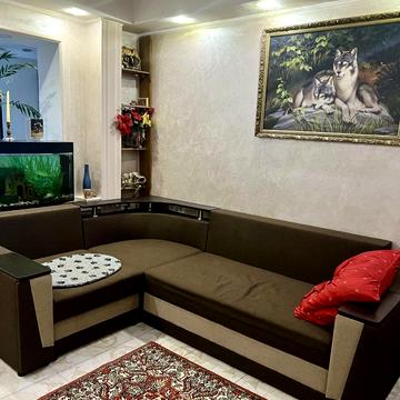 Павла Загребельного вул. (Миколи Раєвського), 11