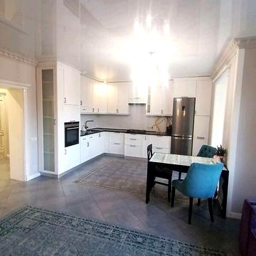 Довгострокова оренда 5к Квартира Миру вулиця