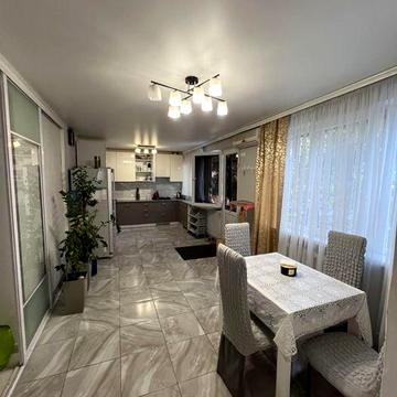 Здам 3х кімнатну квартиру . 8000грн .