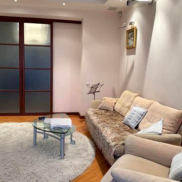 Панаса Мирного вул., 14