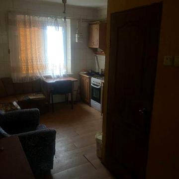 Продаж трикімнатної квартири без посередників