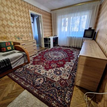 Олени Теліги вул., 35