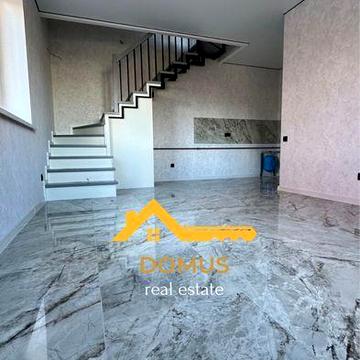 Таунхаус з ремонтом без комісії для покупця