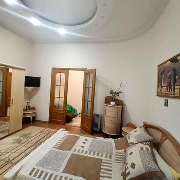 Довгострокова оренда 1к Квартира Старокозацька (Комсомольська) вулиця