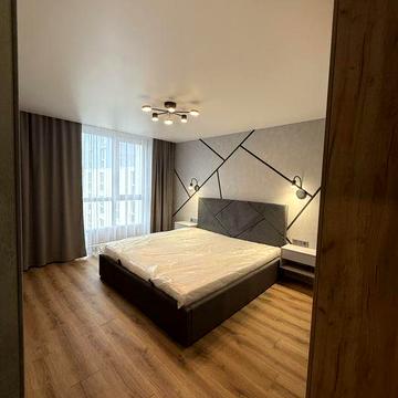 Продаж 2 кім квартири з ремонтом та меблями Новобудова