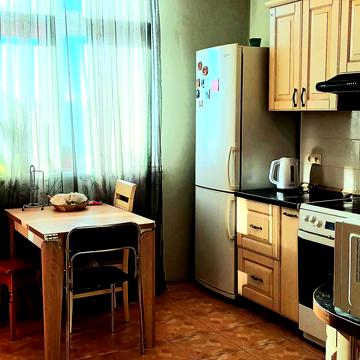 Петра Калнишевського вул. (Михайла Майорова), 7