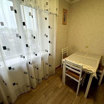 Оренда однокімнатної квартири 3 Слобідська/Бедзая