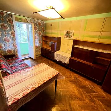 Вацлава Гавела бульв. (Івана Лепсе), 7-Б