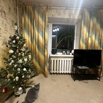 Продаж 2-кв р-н АЕРОМОЛА Бабкина.12 54 кв. м