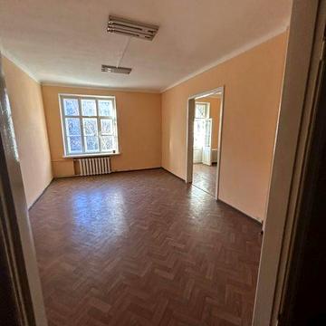 Продам 3-кімн. квартиру на вул. Підвисоцького ,10 Печерськ Звіринецька