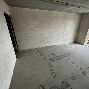 Довженка вул., 32