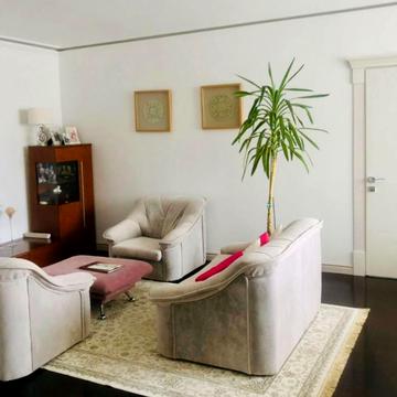 Валерія Лобановського просп. (Червонозоряний), 6-А