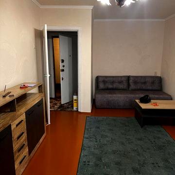 Оренда 2 кім квартири низ Робоча