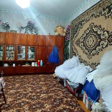 Продам 2-кімнатну квартиру. Вул.Покровська,28.