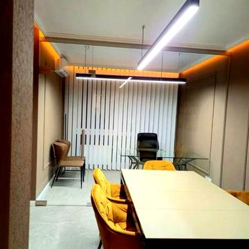 Зарічна вул., 2