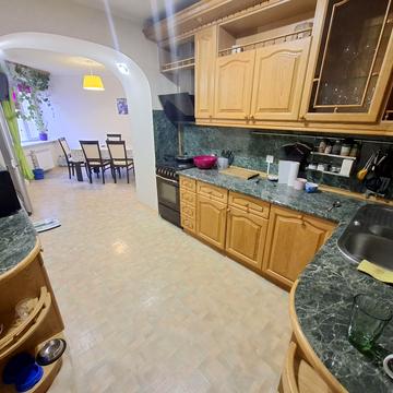 Володимира Івасюка просп. (Героїв Сталінграду), 20-А